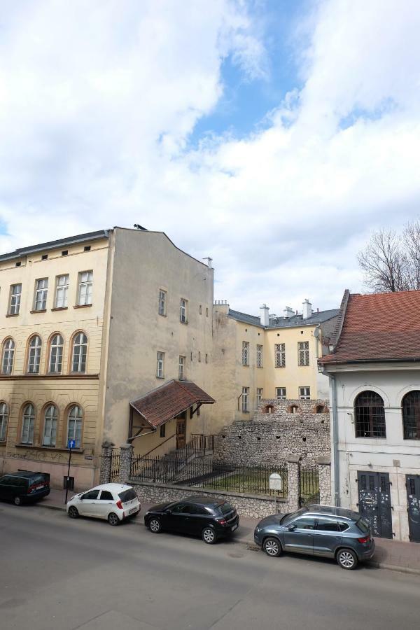 Househost Apartment - Kupa 2 Krakow Bagian luar foto